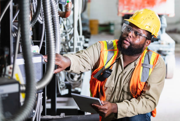 Best Best Electricians Near Me  in Lone Tree, IA